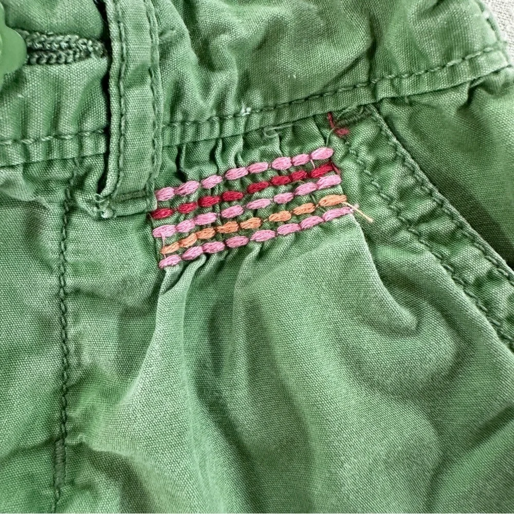Baby GAP Green Kids Shorts with Pink Butterfly Embroidery Sz Infant up to 3 mo